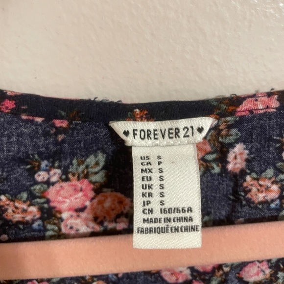 forever 21 Flower Romper - Picture 4 of 12